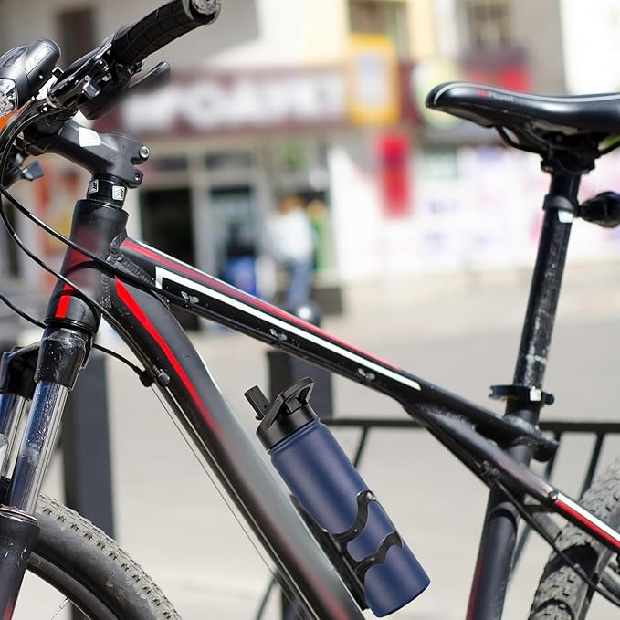 DOMICARE Insulated Water Bottle, 22 oz Vacuum Insulated Stainless Steel Reusable Sports Bottle with Straw Lid & Spout Lid for Travel, Camping, Bike, Leakproof, Navy Blue, 1 Pack