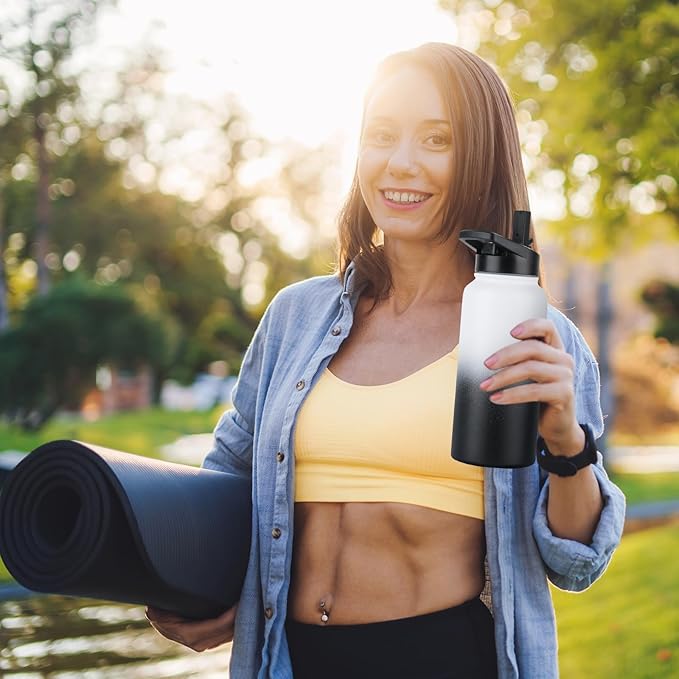 DOMICARE 32 oz Insulated Water Bottle Bulk, Vacuum Insulated Stainless Steel Sports Water Bottle with Straw Lid & Spout Lid, Leakproof, Reusable - Travel, Camping, Bike, Black White Gradient (4 Pack)