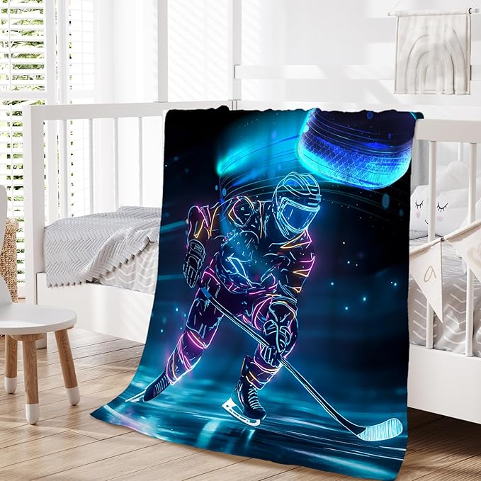 Hockey Puck Blanket, 40 x 30 Inches Kids Blanket for Boys 3-5, Birthday Gifts for Ice Hockey Lovers, Flannel Throw Blanket Gift for Boys Girls, Pets, Soft Throws for Bed, Couch Sofa, Chair