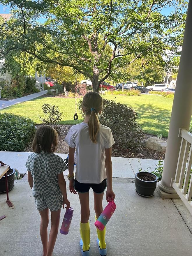 Mininoo Girls Water Bottle for School, 16oz Stainless Steel Insulated Metal Water Bottle with Straw Lid for Boys (Punch/Green)