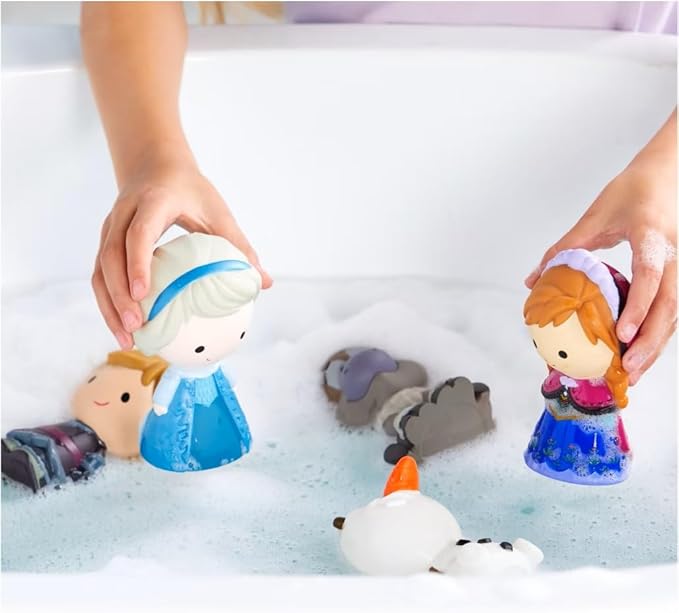 Disney Store Girl's Bath Set (Frozen) - Kids Bath Accessories with Beloved Disney Characters - Colorful and Fun Bath Time Essentials for Kids - Suitable for All Ages