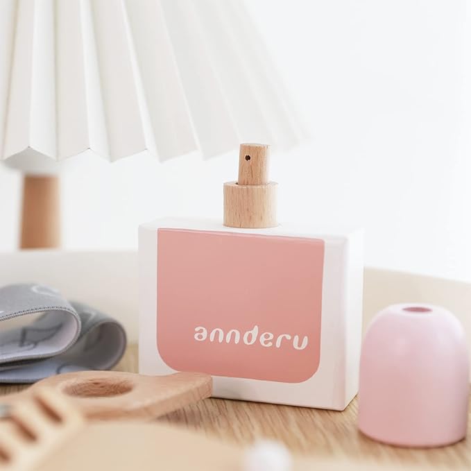 Wooden Makeup Toy Set Pretend Wood Beauty Salon Toys Toddler Wooden Makeup Kit for Girls 16PC