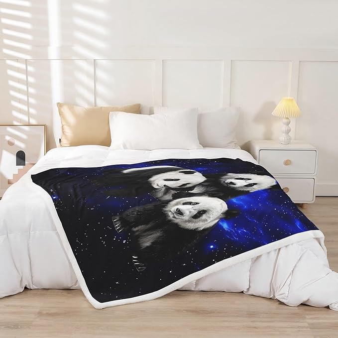 Panda Plush Blanket Galaxy Space Panda Bear Fleece Throw Blanket for Kids Boys Girls Cute Wild Animal Sherpa Blanket Ultra Soft Decor Stars Cartoon Giant Panda Fuzzy Blanket for Sofa 40x50 Inch