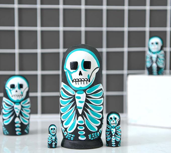 Skull Nesting Dolls Wooden Matryoshka Russian Doll Handmade Stacking Toy Set 5 Pieces for Kids