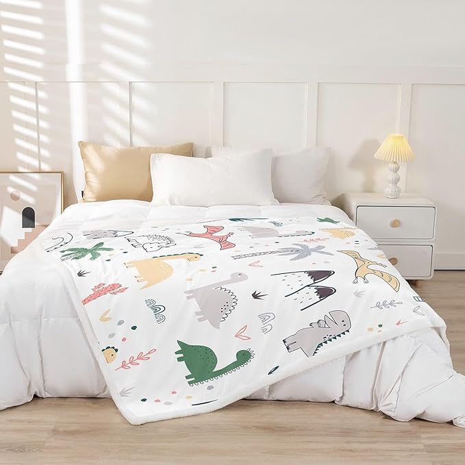 Baby Dinosaur Plush Blanket Kids Cartoon Dinosaurs Fleece Throw Blanket Nursery Dino Sherpa Blanket for Children Boys Girls Jungle Animals Fuzzy Blanket for Sofa Bed Couch, Room Decor 40x50 Inch