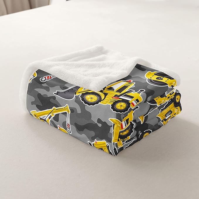 Feelyou Kids Cartoon Excavator Fleece Throw Blanket Vehicles Truck Car Plush Blanket for Boys Child Toddler Bulldozer Crane Sherpa Blanket Construction Site Fuzzy Blanket for Sofa Bed Couch40x50 Inch
