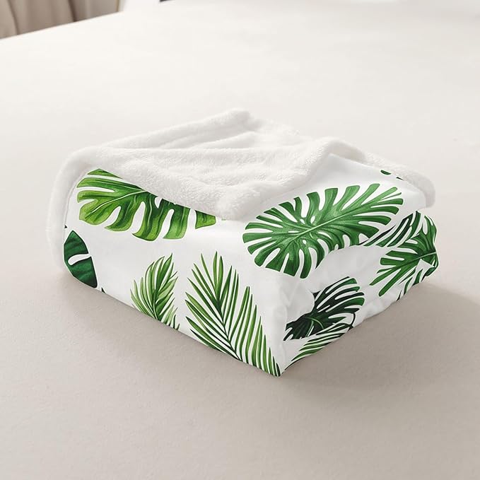 Tropical Leaves Fleece Throw Blanket for Kids Girls Boys Palm Leaf Pattern Plush Blanket Decorative Botanical Plant Sherpa Blanket Green Leaf Branches Fuzzy Blanket for Sofa Bed Couch,Throw 50x60 Inch