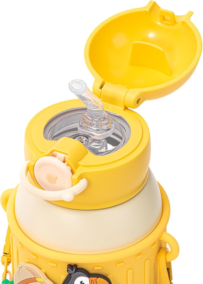 Kids Insulated Tumbler Set – 16 oz Stainless Steel Bottle with 2 Lids (Straw + Pour), Screw-On Cup, Adjustable Strap, Silicone Sleeve + 8 Charms – BPA-Free, Gift-Ready (Safari)