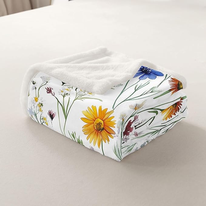 Watercolor Chamomile Plush Blanket for Sofa Couch Bed Clover Fleece Throw Blanket Decorative Botanical Floral Sherpa Blanket Blossom Wild Flowers Fuzzy Blanket Colorful Twin 60x80 Inch