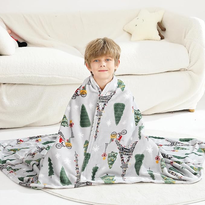 Viviland Kids Throw Blanket, Christmas Tree Print Blankets for Kid, 50" x 60" Soft Warm Lightweight Plush Throw Fleece Blanket