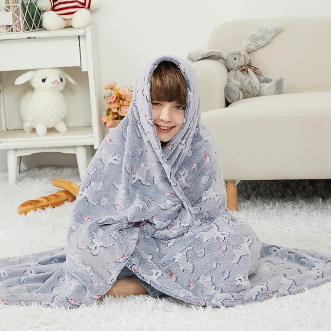 Viviland Kids Throw Blanket Glow in The Dark, Dinosaur Toddler Blankets for Boys, Soft Warm Lightweight Plush Throw Blanket Fleece for Sofa Chair Couch Bed Gift for Kids, 30" x 40"