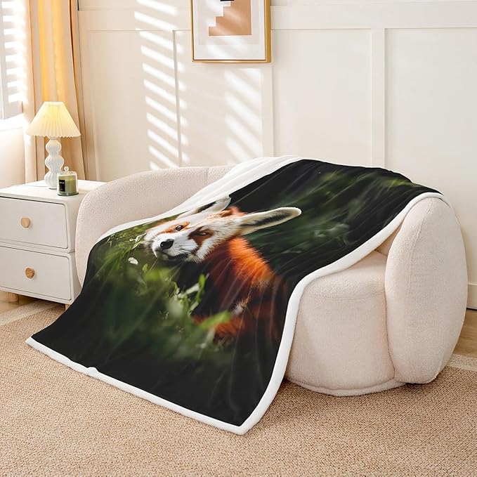 Raccoon Sherpa Blanket Red Panda Plush Blanket Tree Green Leaves Fleece Throw Blanket for Sofa Couch Bed 3D Wild Animal Pattern Fuzzy Blanket Ultra Soft Room Decor Baby 30x40 Inch