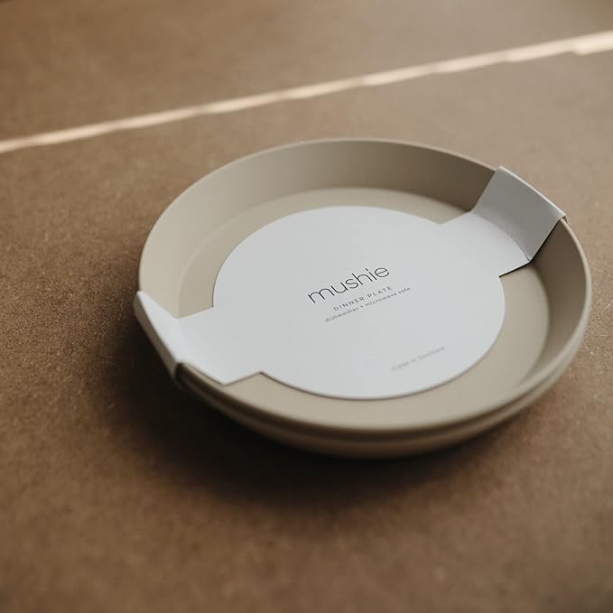 mushie Round Dinnerware Plates for Kids | Made in Denmark, Set of 2 (Vanilla)