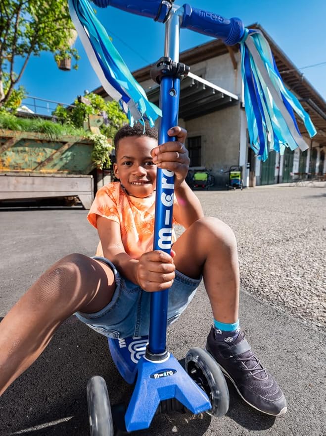 Micro Kickboard - Maxi Deluxe LED - Three Wheeled, Lean-to-Steer Swiss-Designed Micro Scooter for Kids with Motion-Activated Light-Up Wheels for Ages 5-12 …