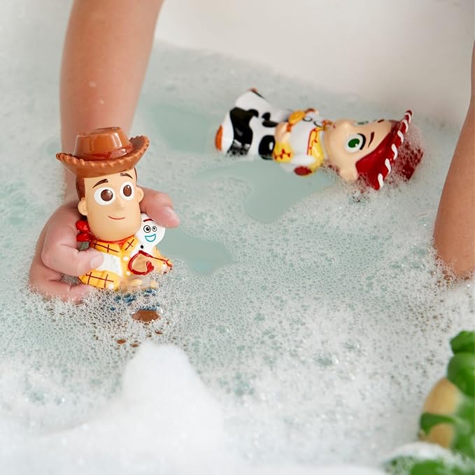 Disney Store Unisex-Children Bath Set (Toy Story) - Kids Bath Accessories with Beloved Disney Characters - Colorful and Fun Bath Time Essentials for Kids - Suitable for All Ages