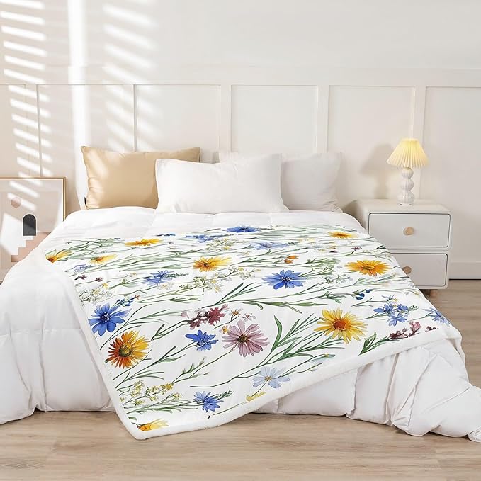 Watercolor Chamomile Plush Couch Throw Blanket - Decorative Botanical Floral Sherpa - Blossom Wild Flowers Fuzzy - Colorful Baby 30x40 Inch
