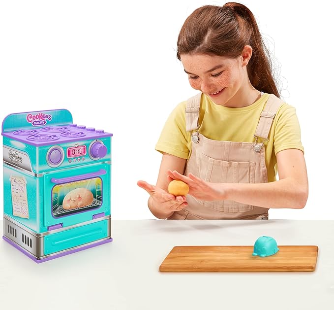 Cookeez Makery Baked Treatz Oven Playset – Interactive Bake & Reveal Toy Oven with Mystery Warm Scented Plush (Barky Bun, Ciacatta Bake, or Wheatney Bunny), Mixing Tools, Dough, & Accessories, 5+