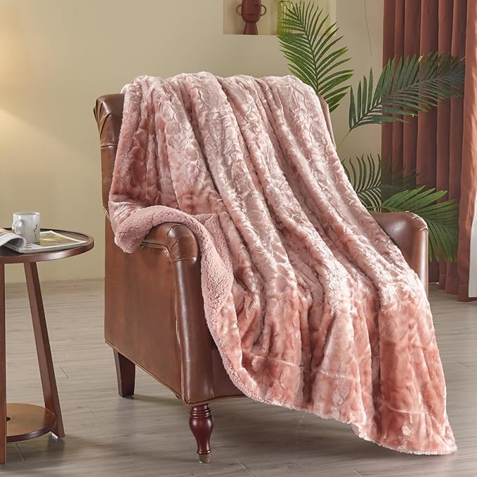 NEWCOSPLAY Super Soft Faux Fur Throw Blanket for Couch Dusty Pink Fuzzy Plush Warm Blanket for Sofa Bed (Dusty Pink, Throw(50"x60"))