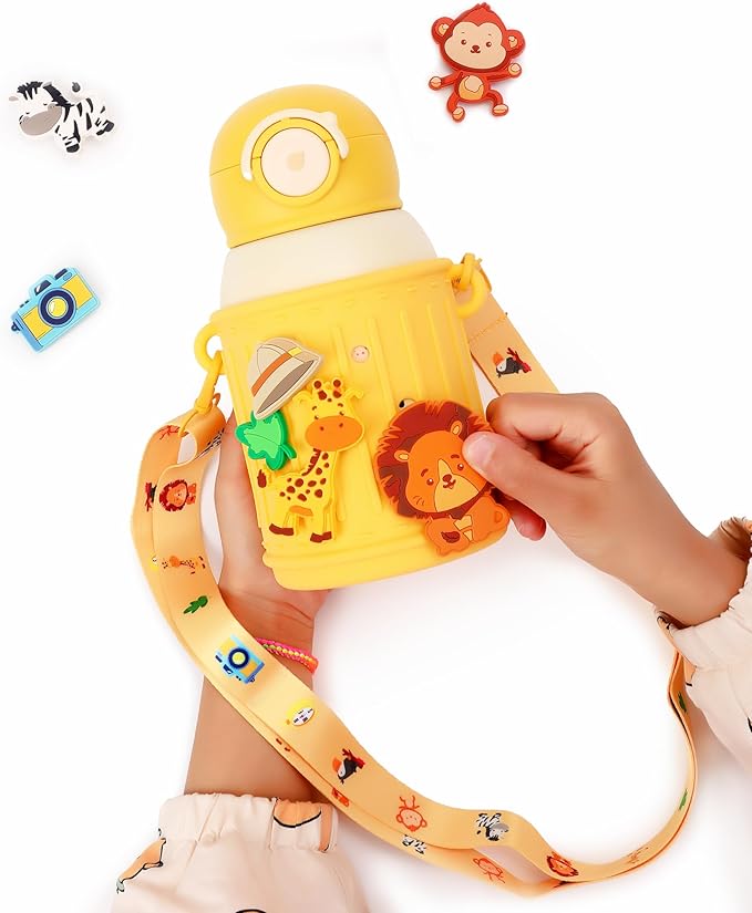 Kids Insulated Tumbler Set – 16 oz Stainless Steel Bottle with 2 Lids (Straw + Pour), Screw-On Cup, Adjustable Strap, Silicone Sleeve + 8 Charms – BPA-Free, Gift-Ready (Safari)