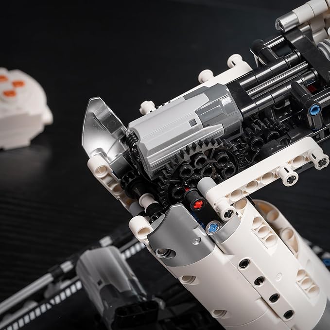 Mechanical Technical Arm Building Blocks Set,Toy Set with Remote Control and 8-Way Control,STEM Educational Toys,Set for Boys and Girls 8-14,Technic Robotic Arm Set for Adult(784Pcs)