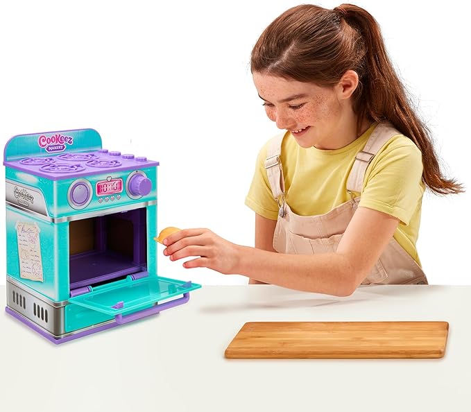 Cookeez Makery Baked Treatz Oven Playset – Interactive Bake & Reveal Toy Oven with Mystery Warm Scented Plush (Barky Bun, Ciacatta Bake, or Wheatney Bunny), Mixing Tools, Dough, & Accessories, 5+