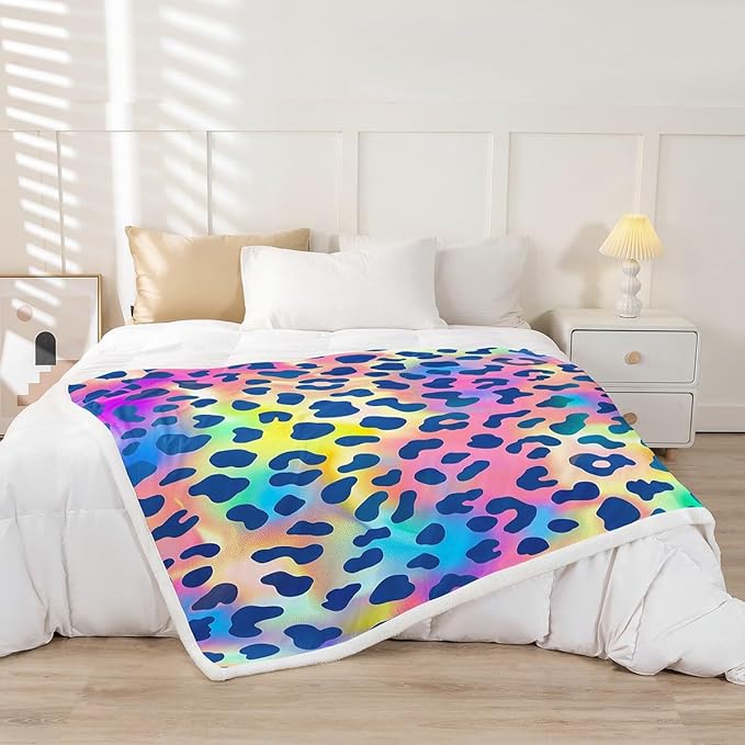 Leopard Print Sherpa Blanket - Africa Cheetah Fleece Throw With Rainbow Design - Plush Safari Animal Pattern for Room Decor - Fuzzy Blanket for Sofa, Bed, Couch - Queen 90x90 Inch