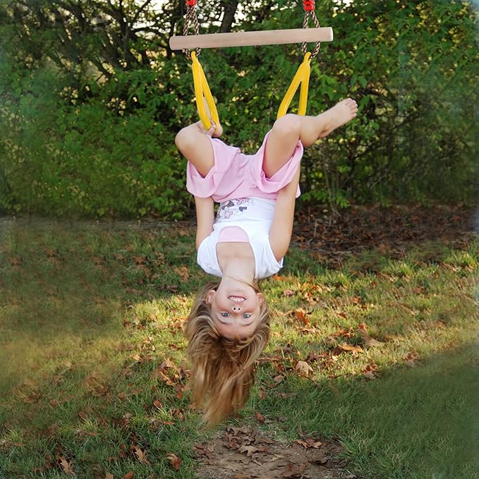 PELLOR Playground Children's Wooden Trapeze Swing Bar with Plastic Gym Rings Swing Set for Indoor & Outdoor Fun