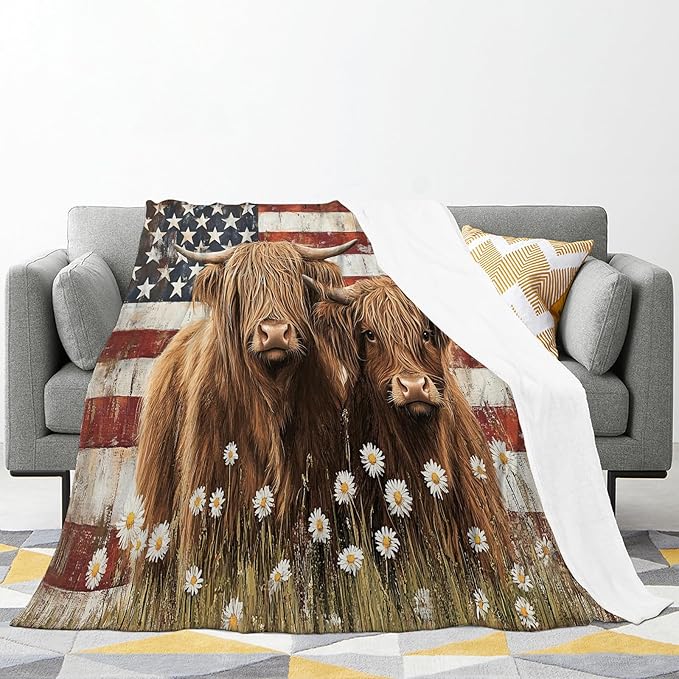 Highland Cow Blanket for Women, Highland Cow Fleece Blanket Gifts for Boys Girls, Warm Cozy Soft Flannel Stuff for Bed Sofa Couch 50" x 40"