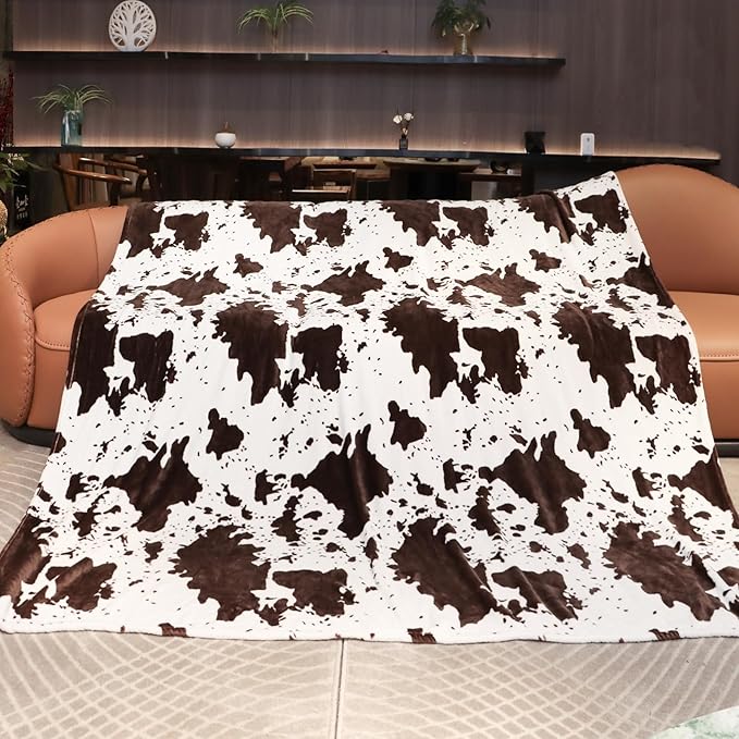 Cow Print Fleece Blanket King Size - Soft Lightweight Fuzzy Bed Blanket for Adults, All Seasons Home Decor, Gifts for Cow Lovers (Black & White) 90"x108"