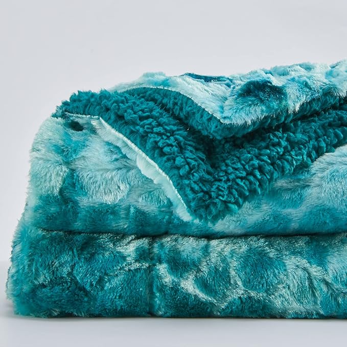 NEWCOSPLAY Super Soft Faux Fur Throw Blanket for Couch Tie-dye Light Teal Sherpa Fuzzy Plush Warm Blanket for Sofa Bed (Tie-dye Light Teal, Throw(40"x50"))