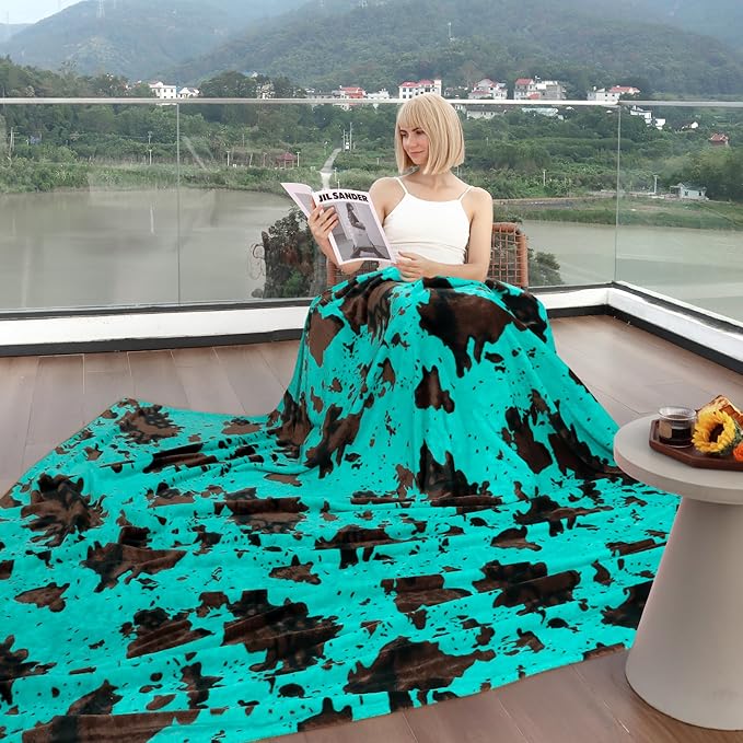 Oversized King Size Fleece Blanket Turquosie 90"x108" Lightweight Soft Cozy Teal Blue Decorative Flannel King Blanket for Bed Couch All Seasons