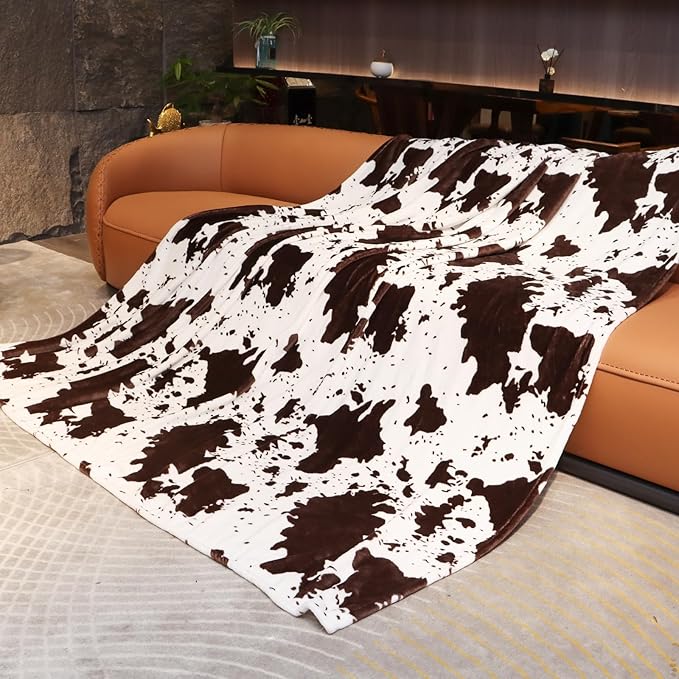 Cow Print Fleece Blanket King Size - Soft Lightweight Fuzzy Bed Blanket for Adults, All Seasons Home Decor, Gifts for Cow Lovers (Black & White) 90"x108"