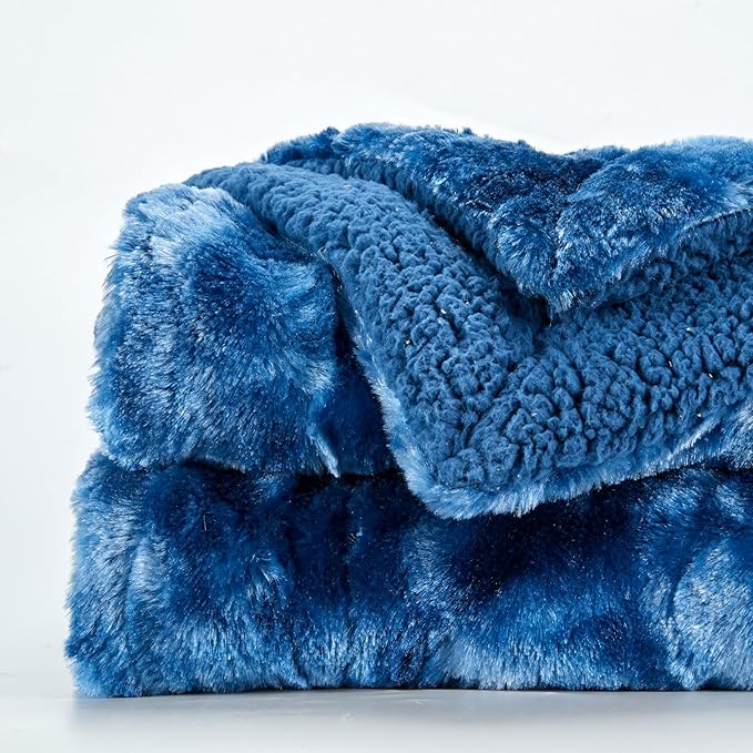 NEWCOSPLAY Super Soft Faux Fur Blanket Twin Size Indigo Sherpa Fuzzy Plush Warm Blanket for Sofa Bed (Indigo, Twin(60"x80"))