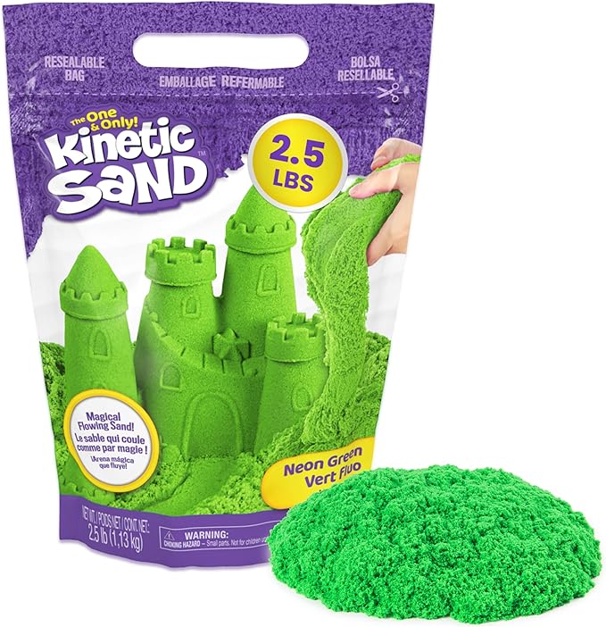 Kinetic Sand, 2.5lbs Green Play Sand, Amazon Exclusive, Resealable Bag (Packaging May Vary), Sensory Toys, Holiday Gifts & Stocking Stuffers for Kids Ages 3 and up