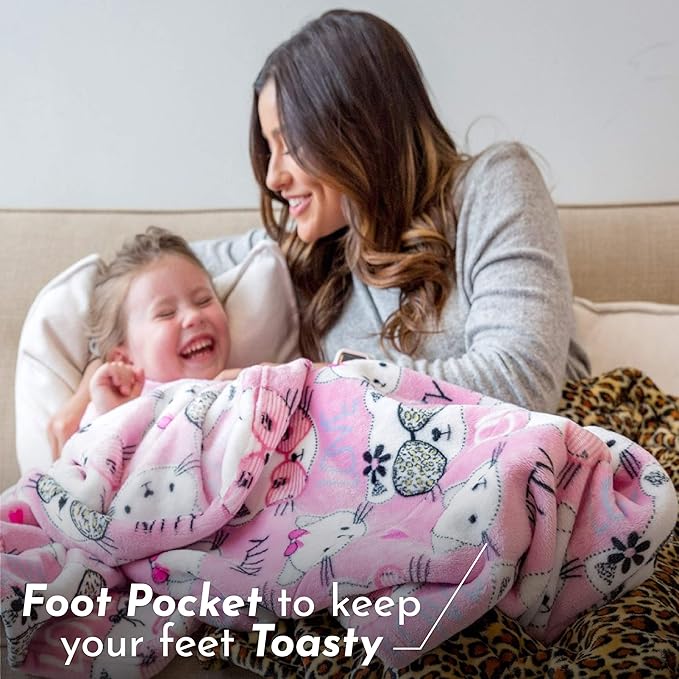 PediPocket Kidz Patented Foot Blanket – Fancy Feline – 40” x 50” with 15” Deep Foot Pocket, Plush Velvety Fleece Blanket for Kids,Everyday Luxurious Comfort, Machine Washable, Gift Idea (non-electric)