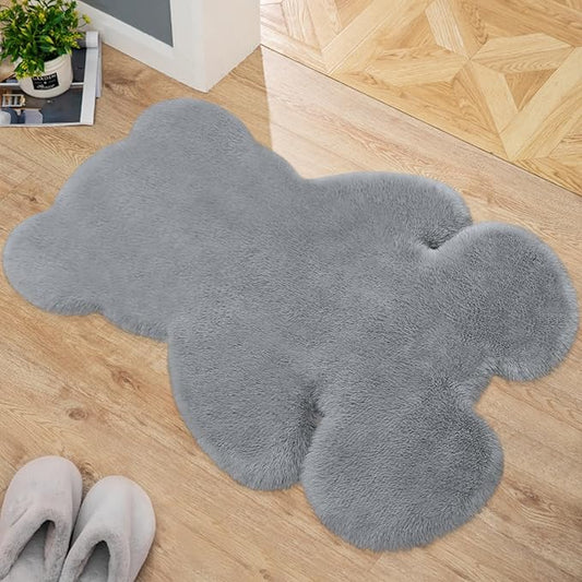 3x3.9ft Grey Small Bear Shaggy Rug, Soft Fluffy Faux Sheepskin Fur Rug Fuzzy Shag Area Rug Cute Plush Carpet for Nursery Kids Girls Bedroom Room Aesthetic Living Room Floor Home Decor, Grey