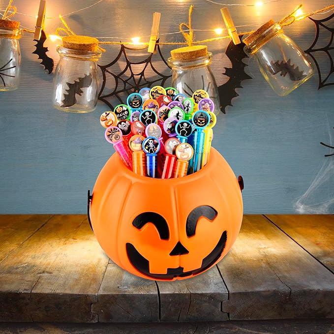 Mini Bubbles for Kids Party Favors,32 PCS Small Bubble Wands Toys Bulk for Classroom Prize,Birthday Goodie Bag Stuffers,Bubble Blower Toy Sticks with Bubble Solutions,Gift Box,Cartoon Halloween Design