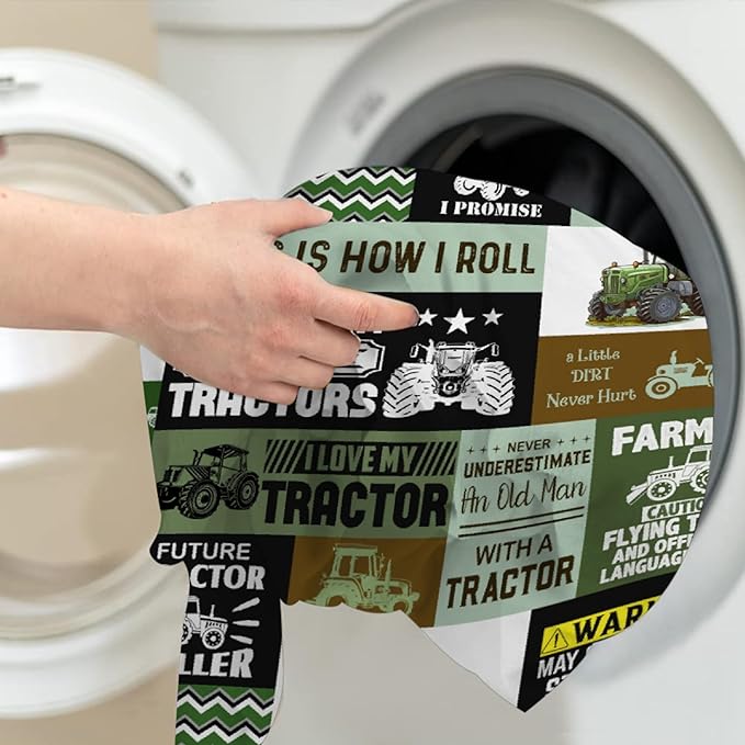 Tractor Blanket Farm Harvester Blankets,Tractor Throw Blanket Gifts for Girls Boys,Ultral Soft Warm Lightweight Car Blanket for Boys Room Decor Bed Sofa,40"x50"for Kids/Child