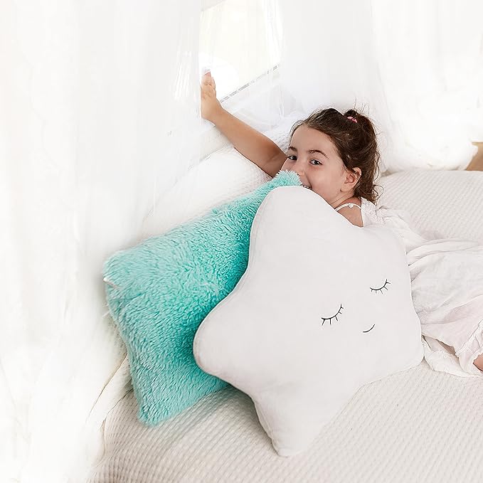 Perfectto Design Set of 2 Kid’s Decorative Pillows for Girls Toddler Room - Fluffy White Star Pillow and Aqua Teal Plush Pillow, Soft Girls Pillows Cute Kid’s Throw Pillows for Bed, Bedroom