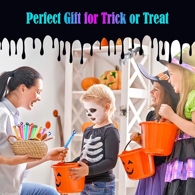 Mini Bubbles for Kids Party Favors,32 PCS Small Bubble Wands Toys Bulk for Classroom Prize,Birthday Goodie Bag Stuffers,Bubble Blower Toy Sticks with Bubble Solutions,Gift Box,Cartoon Halloween Design