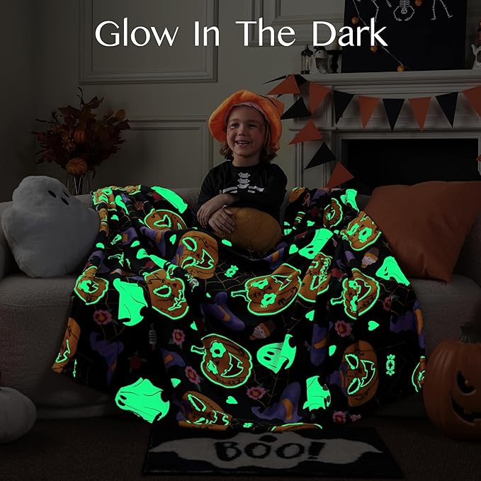 Joiedomi Halloween Blanket Soft Flannel Fleece Throw Blanket Glow in The Dark Halloween Pumpkin Ghost Bat for Kids Bed Living Room Gifts 50"×60"