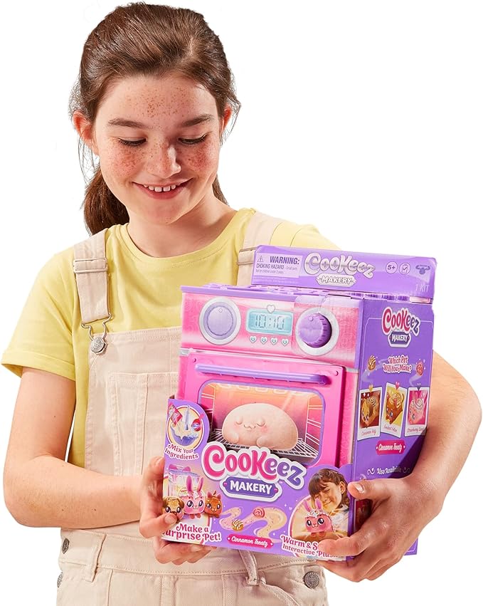 Cookeez Makery Cinnamon Treatz Oven – Interactive Bake & Reveal Oven Playset with Mystery Scented Plush (Cinnamon Pooch, Fondant Feline, or Strawberry Swirl), Mixing Tools, Dough, & Accessories, 5+