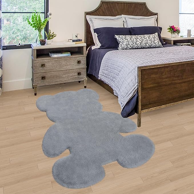 4.6x6 ft Grey Bear Soft Fluffy Large Rug, Shaggy Faux Sheepskin Fur Rug Fuzzy Shag Area Rug Cute Plush Carpet for Nursery Kids Girls Bedroom Room Aesthetic Living Room Floor Home Decor, Grey