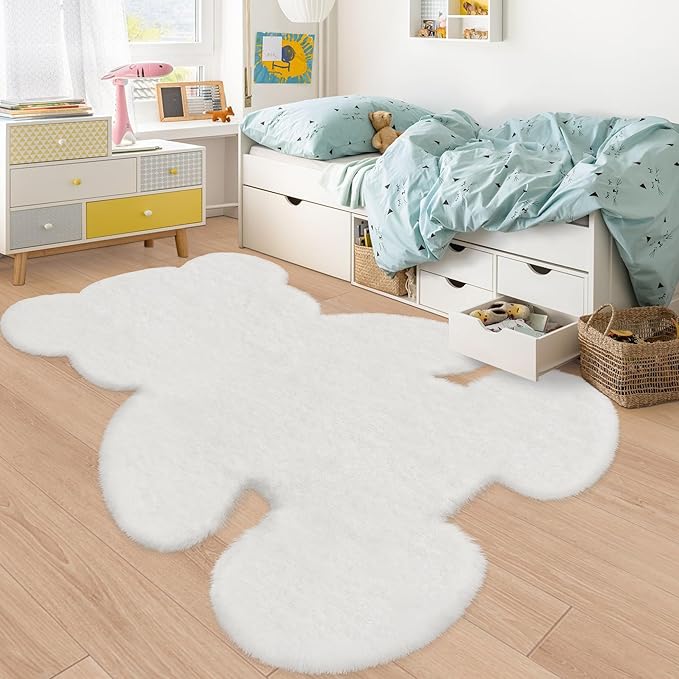 4.6x6 ft White Bear Soft Fluffy Large Rug, Shaggy Faux Sheepskin Fur Rug Fuzzy Shag Area Rug Cute Plush Carpet for Nursery Kids Girls Bedroom Room Aesthetic Living Room Floor Home Decor, White