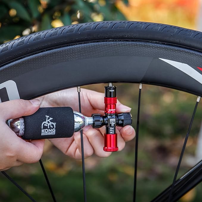 CO2 Inflator Kits with 6 X 16g / 25g CO2 Threaded Cartridges for Bike Tires, Presta and Schrader Valve Compatible, CO2 Bike Tire Pump for Mountain and Road Bicycles