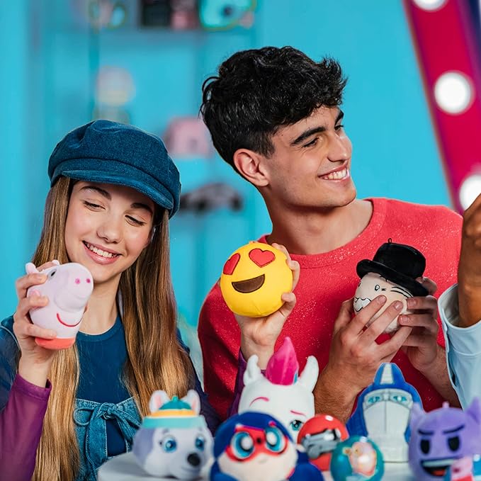 Peppa Pig, Blind Box Surprise Plushies - Mystery Action Figures Toy, Cute Stuffed Animal - Great for Gifts & Party Favors, Aged 3+ (2-Pack)