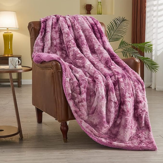 NEWCOSPLAY Super Soft Faux Fur Throw Blanket for Couch Light Purple Sherpa Fuzzy Plush Warm Blanket for Sofa Bed (Light Purple, Throw(50"x60"))