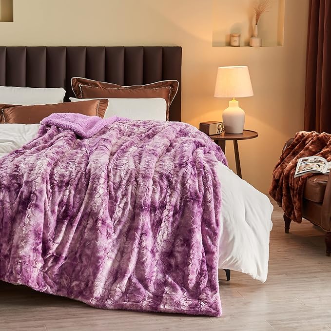 NEWCOSPLAY Super Soft Faux Fur Throw Blanket for Couch Light Purple Sherpa Fuzzy Plush Warm Blanket for Sofa Bed (Light Purple, Throw(40"x50"))