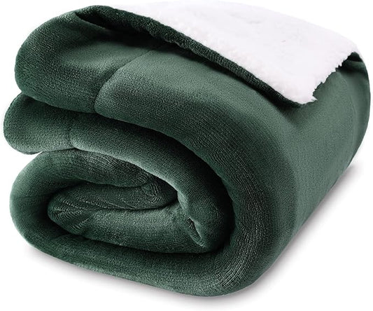 NANPIPER Baby Sherpa Blanket,Warm Toddler Throw Blanket,Soft Newborn Fleece Blanket for Winter (Olive Green,30x40 inches)
