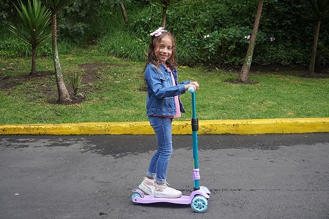 3 Wheel Scooter for Kids Ages 6-12,Kids Scooter with Light Up Wheels, Sturdy Deck Design, and 4 Height Adjustable Suitable for Kid Ages 3-12